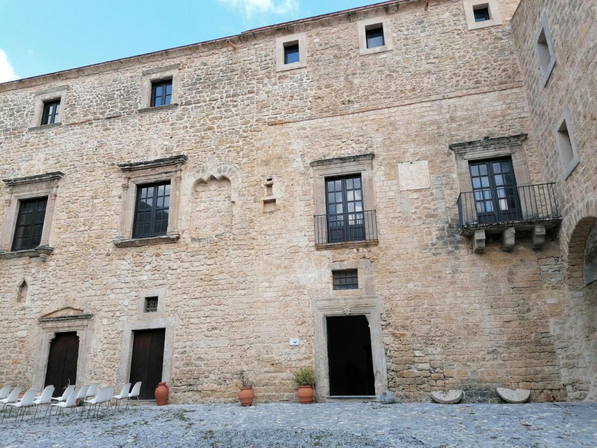 villa nonna nina Capaci Eksteriør billede