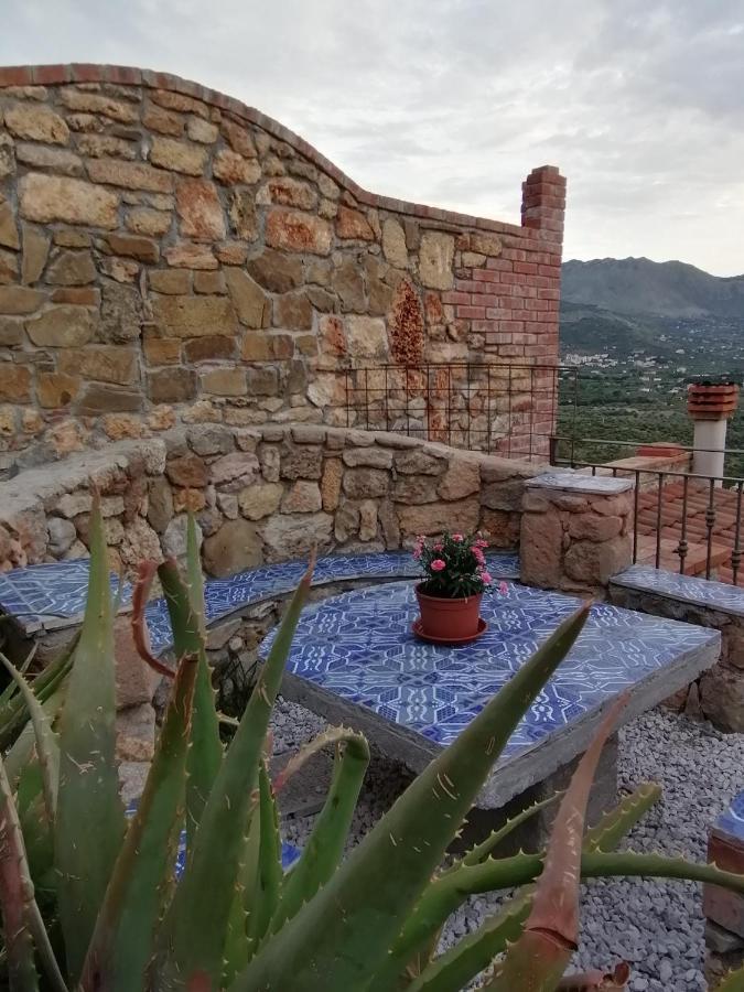 villa nonna nina Capaci Eksteriør billede